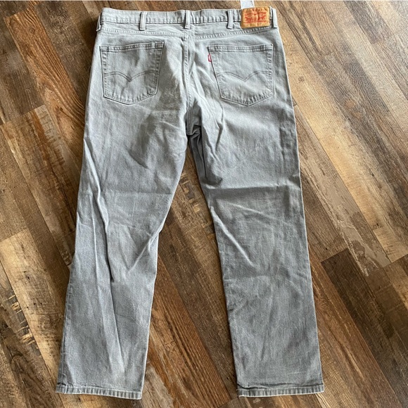 Levi’s 541 Athletic Fit Jeans - Picture 5 of 14